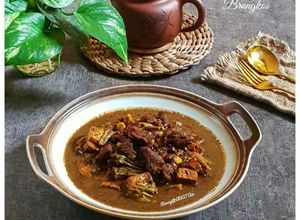 Foto resep Brongkos (Daging Tahu Tempe Kacang Merah Sawi putih)