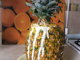 Postre de piña rellena