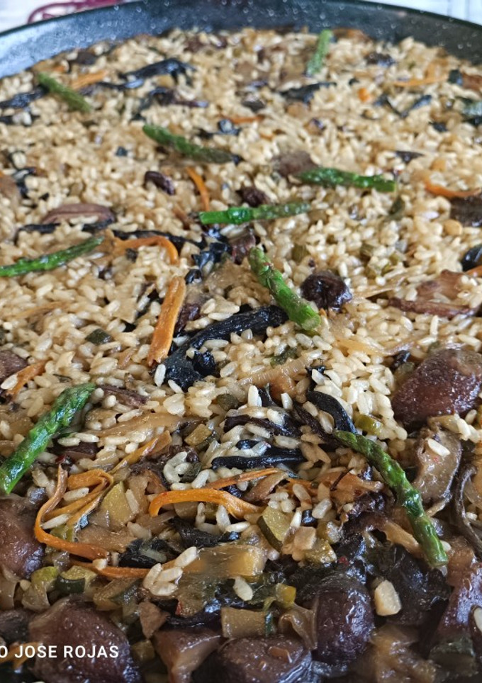 Una foto de Arroz seco de otoño