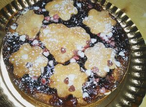 Foto di Crostata con frolla al cocco e confettura di ciliegie 😍