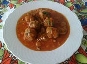 Una foto de salsas para albóndigas