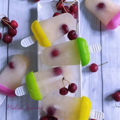 A picture of Litchi Popsicles.