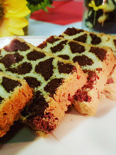 A picture of Leopard print Bread.