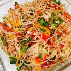 A picture of Sweet Chilli garlic noodles.