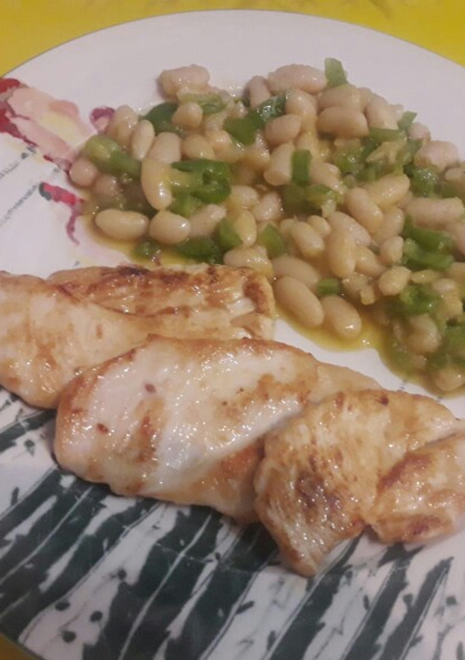 Una foto de Ensalada de judías blancas
