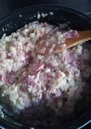 Une photo de Risotto au jambon
