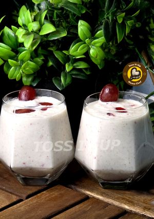 A picture of Coconut Grapes Cooler.