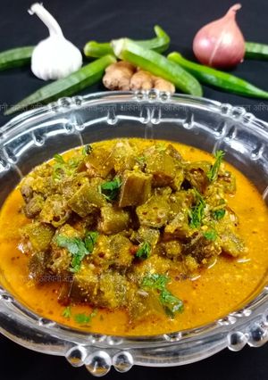 दह्यातली भेंडी (dahyatil bhendi recipe in marathi) रेसिपी चे मुख्य फोटो 