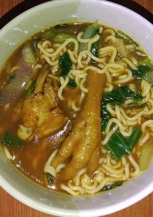 Foto resep Mie Ceker dan Sayap Ayam