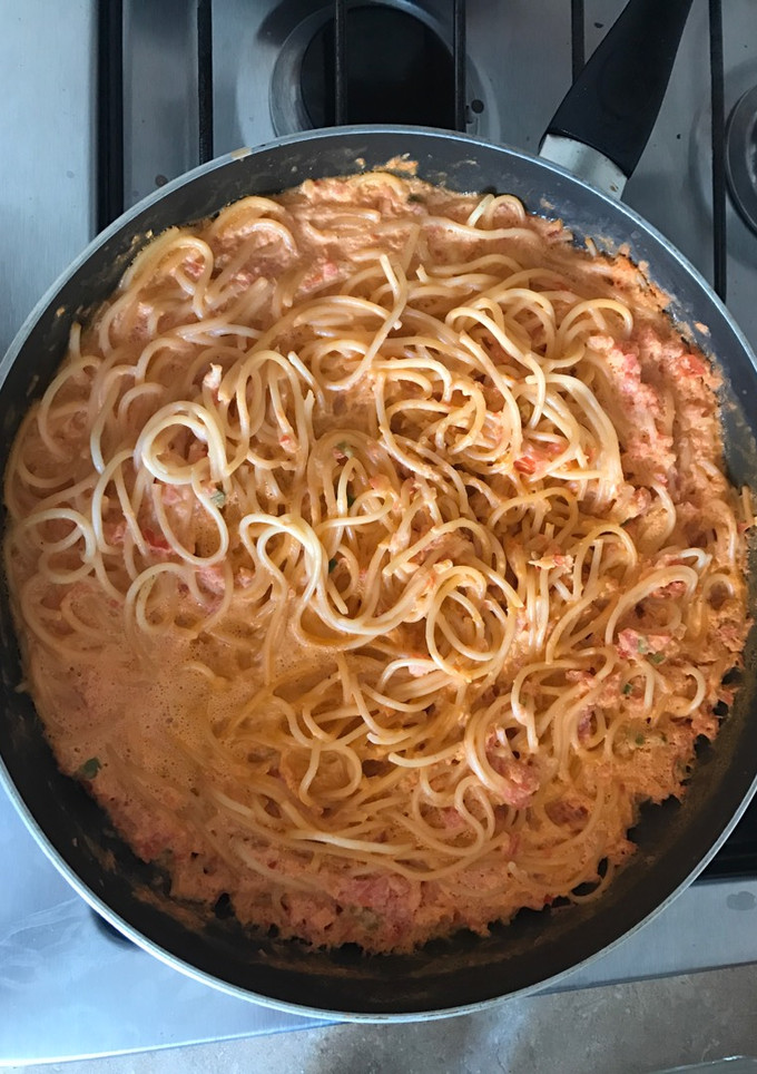 Una foto de Spaghetti Rojo