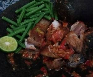 Mudahnya Menyajikan Penyetan ikan tongkol sambal terasi 👌👌 Yummy Mantul