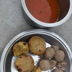 A picture of Rajasthani Daal Baati.