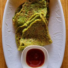 A picture of Split Mung beans chilla.