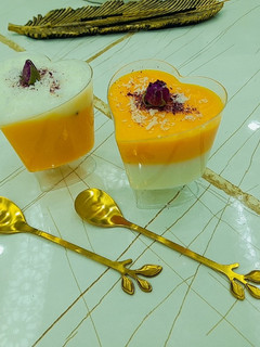 عکسی از دستور فرنی دورنگ با آرد برنج