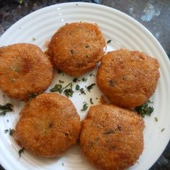 A picture of Fish cakes.