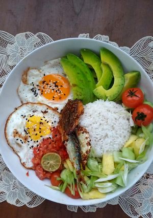 Foto resep East Nusa Tenggara Avocado Rice Bowl
