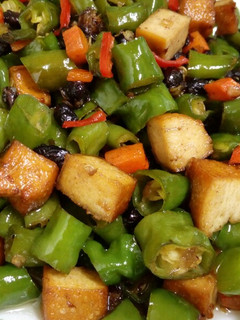 糯米椒炒豆干(全素) 的食譜成品照片