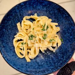 A picture of Authentic Fettuccine Alfredo.