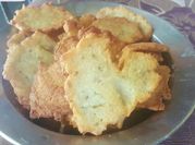 Una foto de mandioca con huevo