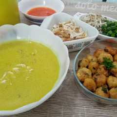 A picture of Soto medan.