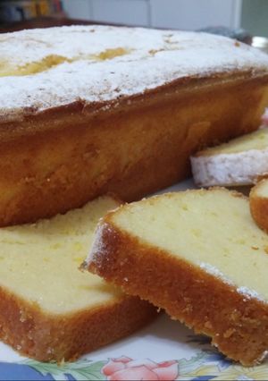 Una foto de Budín de limón con leche condensada