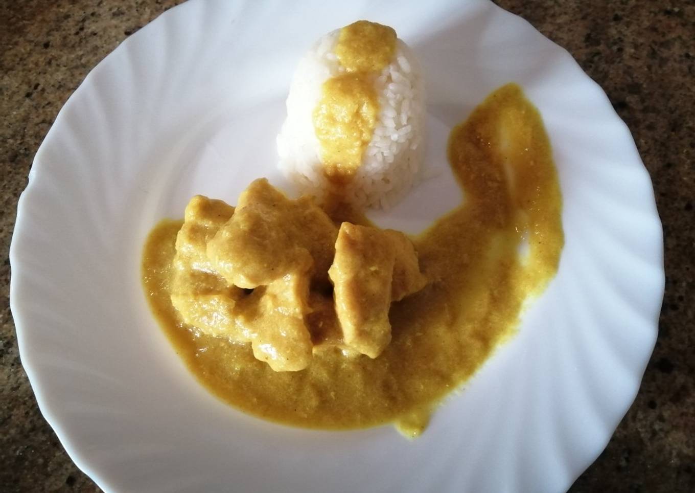 Pollo al curry con fundamento