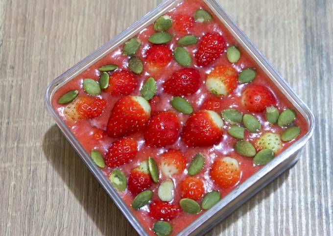 Bagaimana Menyiapkan ✨32 Oatmeal smoothies strawberry 🍓 Anti Gagal