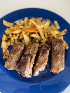Una foto de Costillas de cerdo en salsa