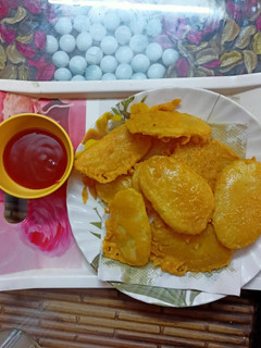 आलू के पकौड़े (Aloo ke pakode recipe in hindi) रेसिपी मुख्य फोटो