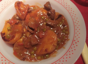Una foto de Carne a la cacerola