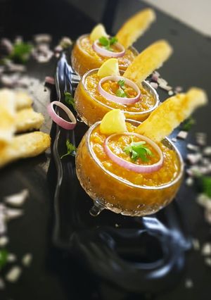 A picture of Pavbhaji bowls.