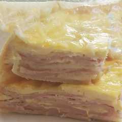 Foto principal de Tarta de jamón, queso y cebolla dulce