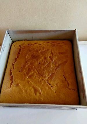 A picture of 'Flat top' Vanilla cake.