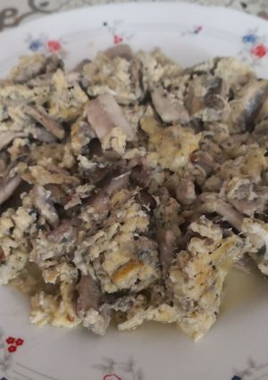 Una foto de Revuelto de anchoas. (Una nueva forma de comerlas muy nutritiva.)