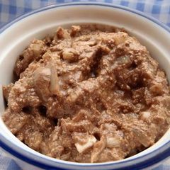 A picture of Easy & Tasty Balsamic Cottage Cheese Dip / Spread.