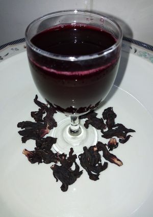 A picture of Chilled zobo drink.