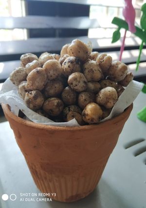 A picture of Dry masala Channa.
