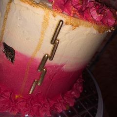 A picture of Butter cream.