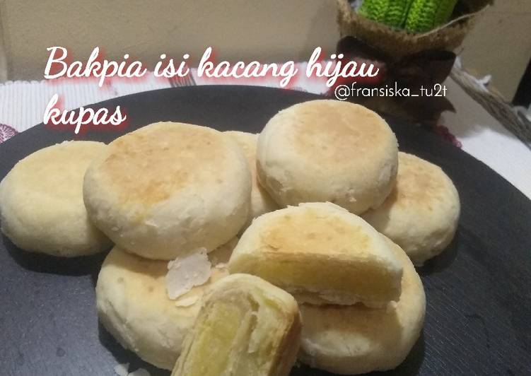 Bakpia isi kacang hijau kupas (kering) Bakpia isi kacang hijau kupas (kering)