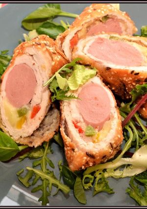 Szilveszteri virslis rolád recept fotója
