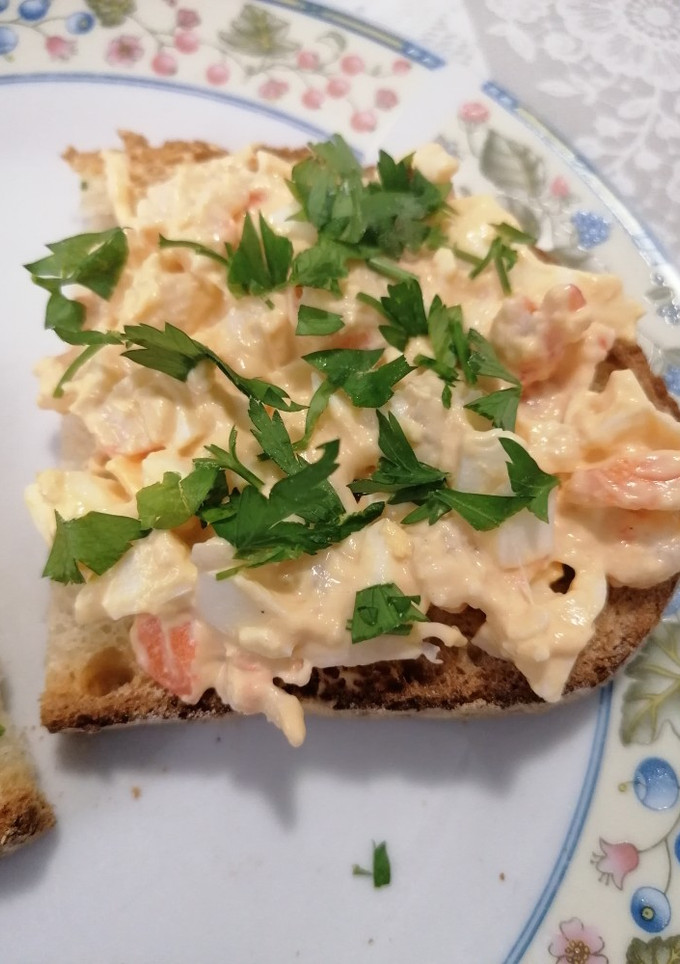 Una foto de 330. Tosta fría de langostino