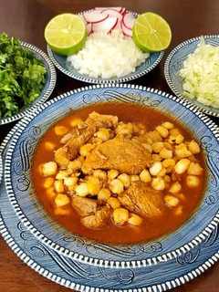 Una foto de Pozole🌺