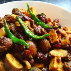 A picture of Saucy Mushroom, Bean and Tofu Chili (Vegan).