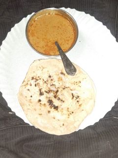 दाल मखनी(dal makhani recipe in hindi) रेसिपी मुख्य फोटो
