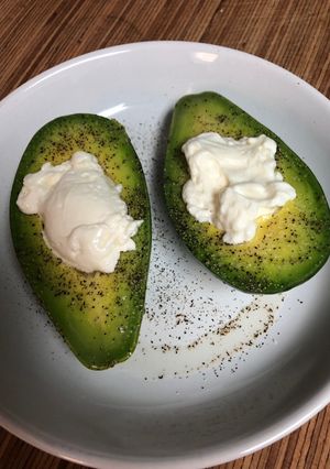 A picture of Avocado Lunch.