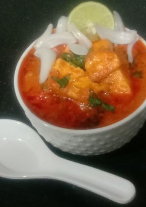 A picture of Shahi paneer.