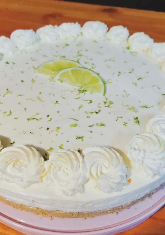 Una foto de Tarta fría de limón (sin horno)