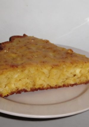 Una foto de Torta de zapallo, coco y ricota