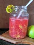 Caipirinha de Goiaba Vermelha