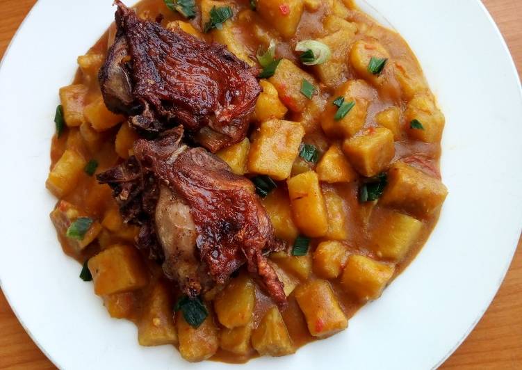 Recipe of Perfect Yam Porridge with Fried Chicken